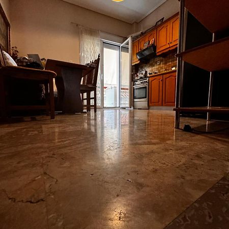 Appartement 50 Μέτρα Από Τον Μύλο Των Ξωτικών à Tríkala Extérieur photo