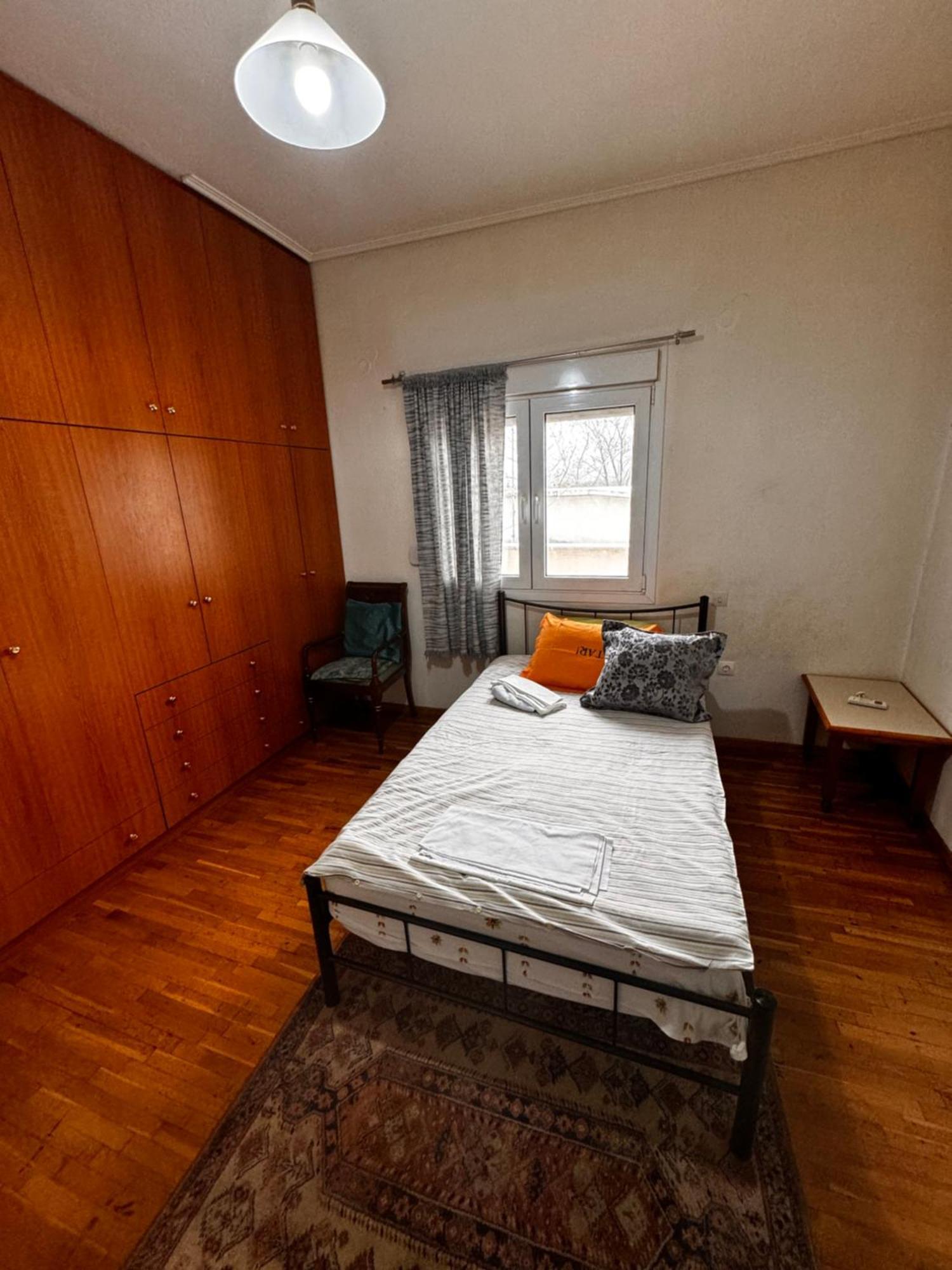 Appartement 50 Μέτρα Από Τον Μύλο Των Ξωτικών à Tríkala Extérieur photo